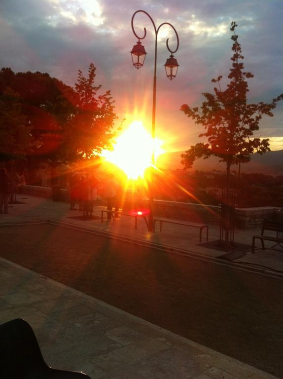 Hotel Grimaldi Cagnes-sur-Mer Bagian luar foto